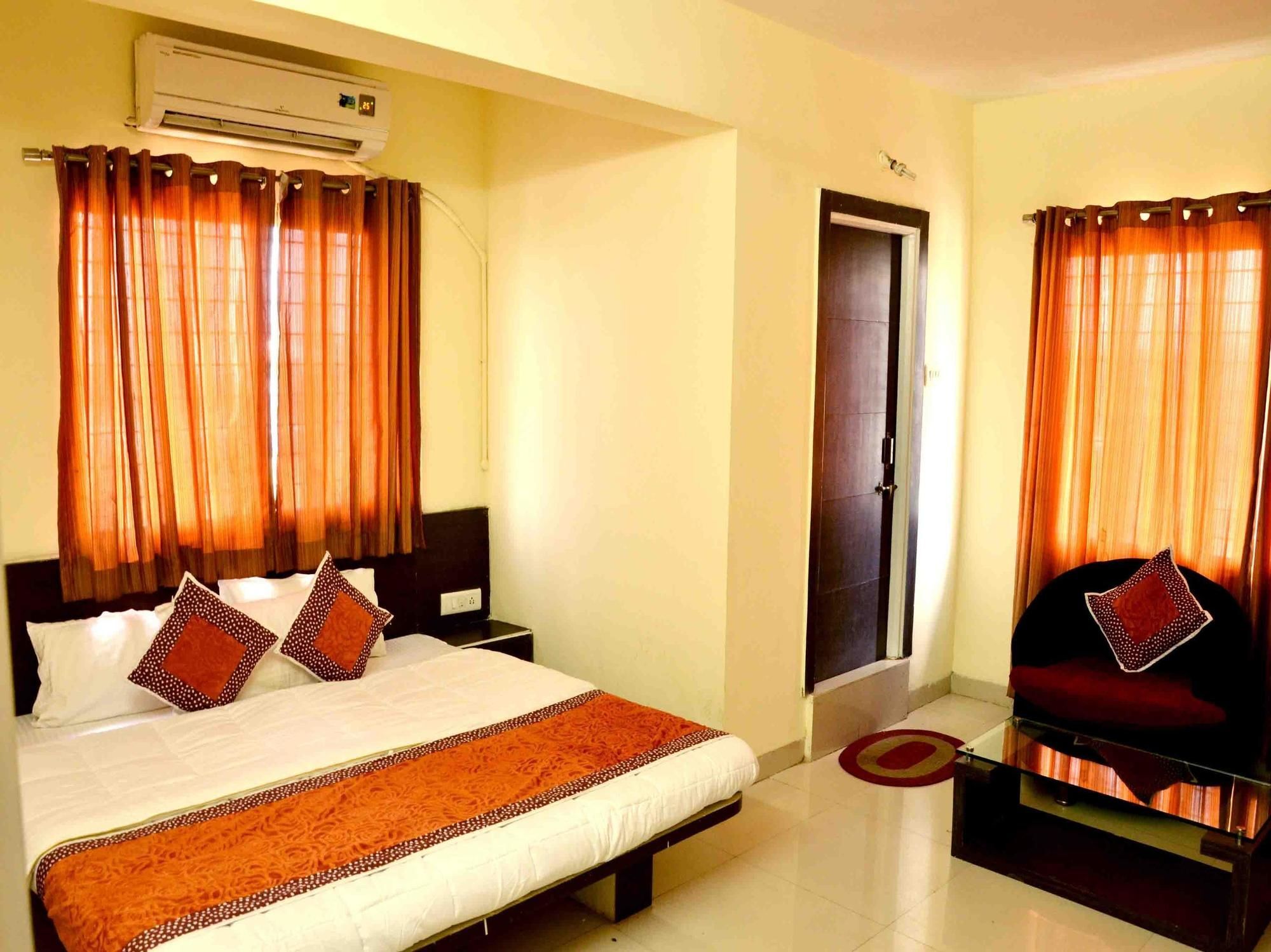Hotel Vijay Nagar Indore Buitenkant foto